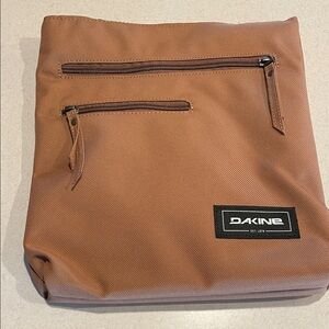 Dakine Tan Crossbody Purse